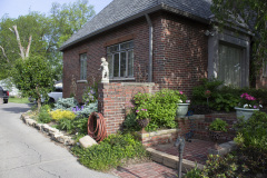 Brick-House-Plants-Susie-Burns-1-10
