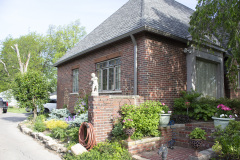 Brick-House-Plants-Susie-Burns-1-11
