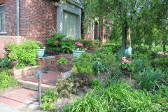 Brick-House-with-Plants-5